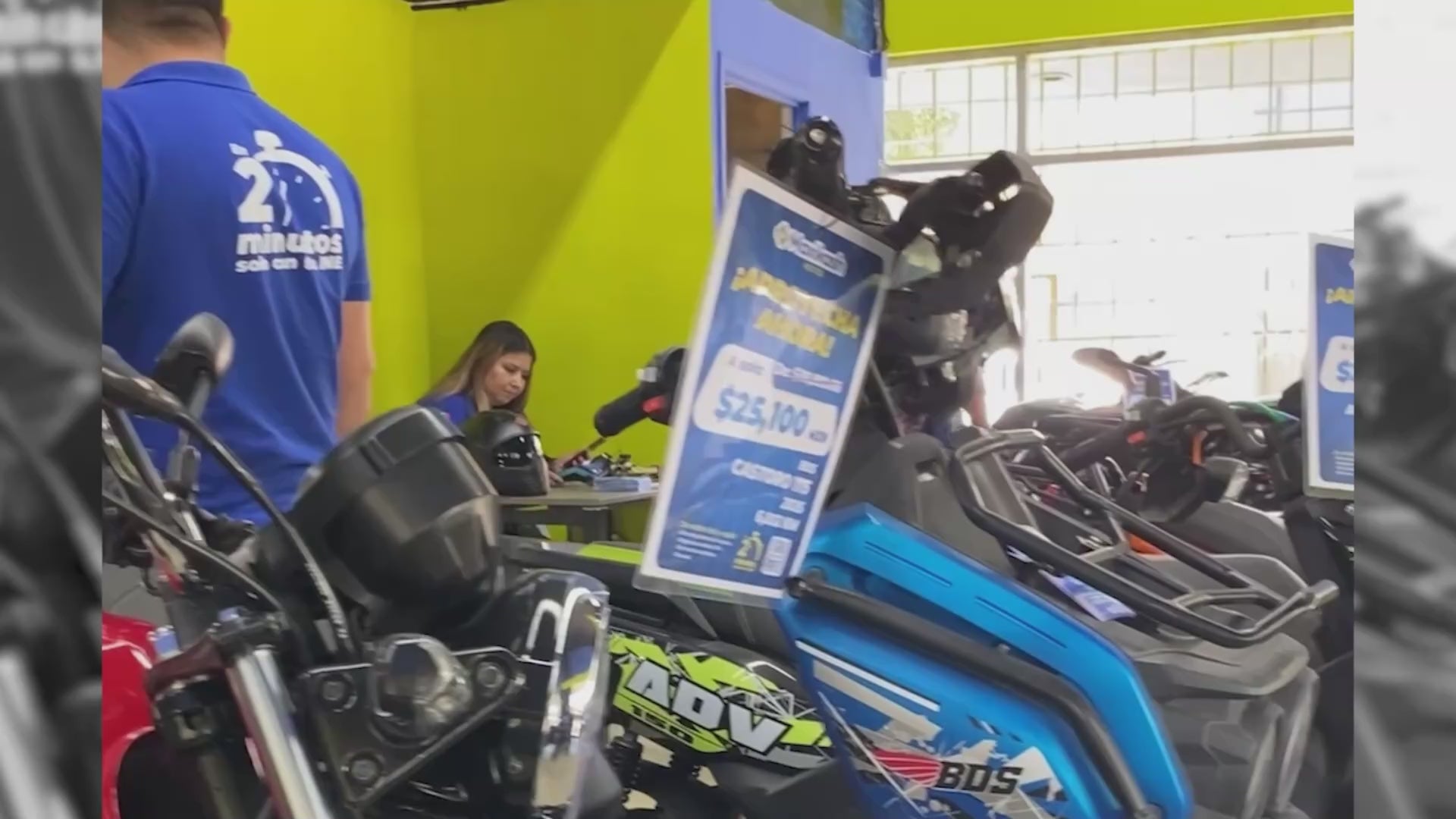 moto seminueva honda a credito facil, galeria de motos seminuevas a credito.
venta de motos usadas deportivas y urbanas, catalogo venta de motos usadas.
moto usada yamaha, pulsar, italika o bajaj a contado entrega inmediata, promocion motos usadas a contado.
motos de segunda mano en venta, imagen de motor moto de segunda mano garantizada.
mejores ofertas motos usadas baratas, moto scooter usada barata para reparto.
honda seminueva a credito sin enganche, kawasaki seminueva a credito y contado.